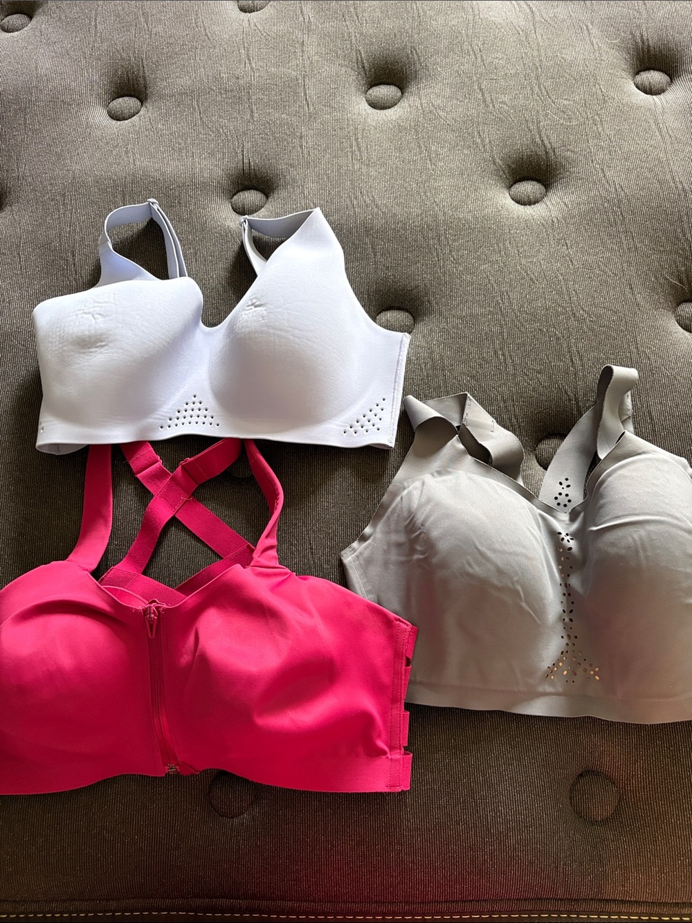 victoria secret sports bra bundle